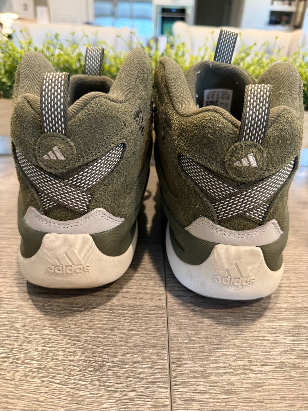 Men’s Size 13 adidas Crazy 8 Sneakers - Olive Strata - Picture 3 of 4